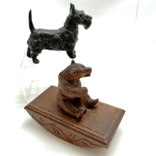 360 - Antique hand carved black forest bear desktop blotter with glass eyes (11cm across)  losses to one e... 