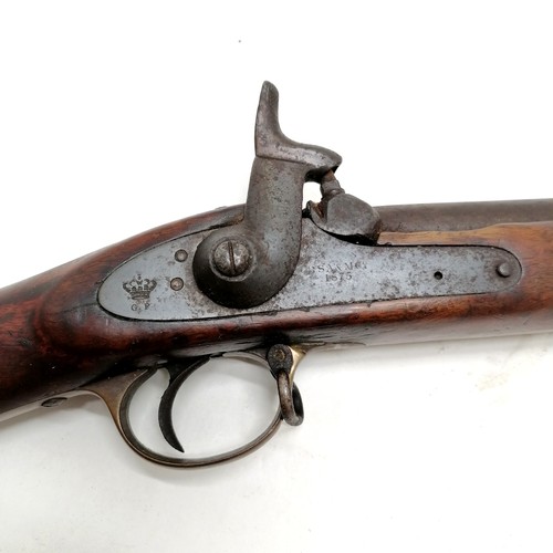 366 - Antique 1875 dated BSA & M Co percussion rifle with stamp to lock (Crown over GP) with original ramr... 