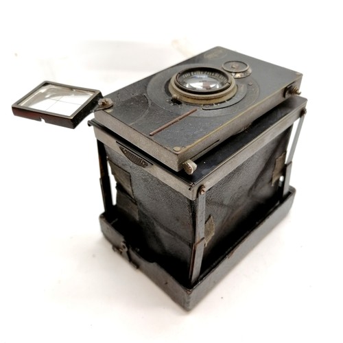 493 - Carl Zeiss Jena Nr 367925 Tessar 1:4,5 f=12cm antique camera with original carry case (with obvious ... 