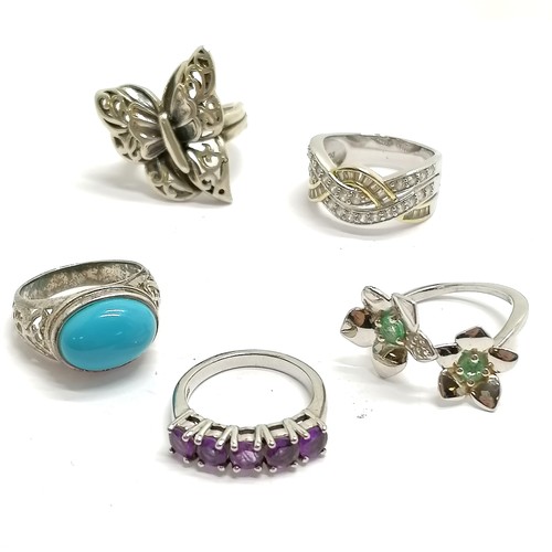 532 - 5 x silver rings inc amethyst, double flower head, butterfly, turquoise etc - total weight 31g