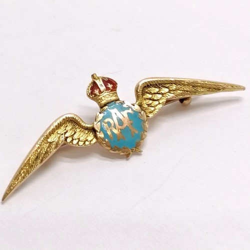 554 - 15ct marked gold vintage RAF sweetheart brooch - 4.8cm long & 3.7g total weight and has gold pin ~ l... 