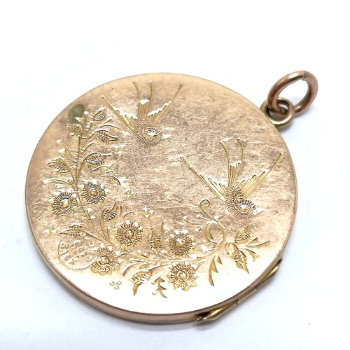 580 - Antique unmarked rose gold locket engraved with bird / flower detail - 3.5cm drop & 4.9g total weigh... 