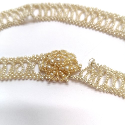 586 - Antique seed pearl necklace with unmarked gold clasp (a/f) t/w 3 strands of coral (barrel clasp stra... 