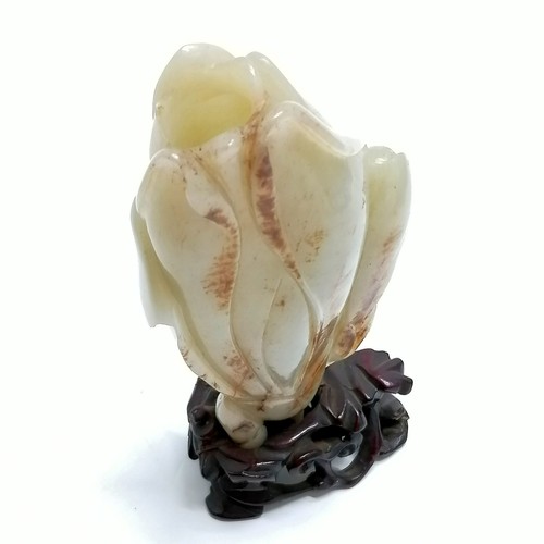 46 - Hand carved oriental Chinese jade flower head on hand carved wooden base (17cm total height) - base ... 