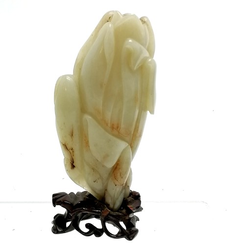 46 - Hand carved oriental Chinese jade flower head on hand carved wooden base (17cm total height) - base ... 