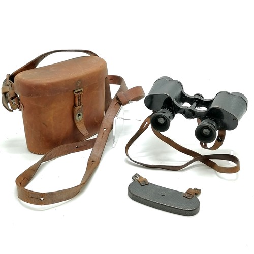 78 - Pair of Carl Zeiss Jena marineglas 6 x binoculars in original leather fitted case and with original ... 