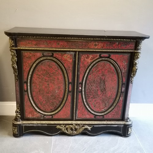 137 - Antique French Boulle work and gilded ormolu mounted side cabinet, some losses to brass inlay, but l... 