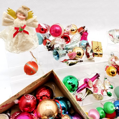 171 - Large quantity of vintage Christmas glass baubles etc