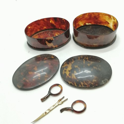 174 - Collection of tortoiseshell & faux tortoiseshell boxes inc cigar box (some a/f) t/w table clock etc