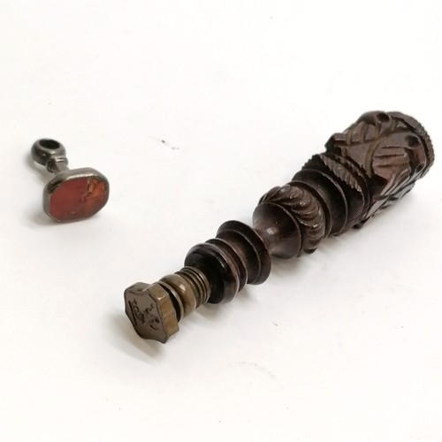 190 - Qty of desk top items inc antique carved wooden seal with brass mermaid seal (9cm), unusual pen shar... 