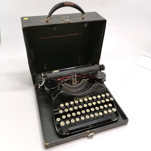 200 - Antique Corona typewriter in original carry case