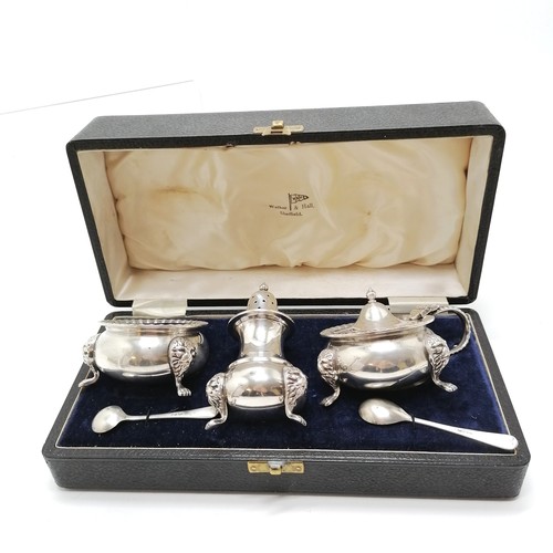 275 - Walker & Hall cased silver plated cruet set with blue glass liners t/w 1956 military marked heavy fl... 