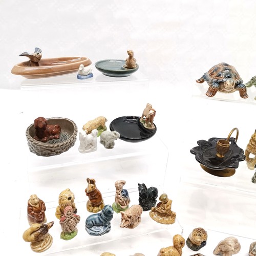 287 - Collection of assorted wade collectables to include whimsies, ashtrays, etc.