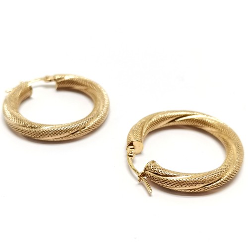 311 - Italian 9ct hallmarked gold designer hoop earrings with textured twist detail by UnoAErre ~ 2.5cm dr... 