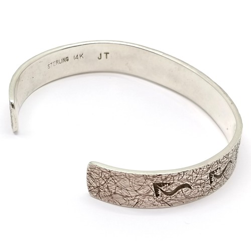 339 - Sterling silver (with 14ct detail) bangle by JT - 24g total weight