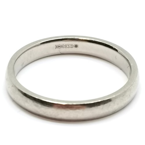 345 - Platinum hallmarked band ring - size O & 2.9g