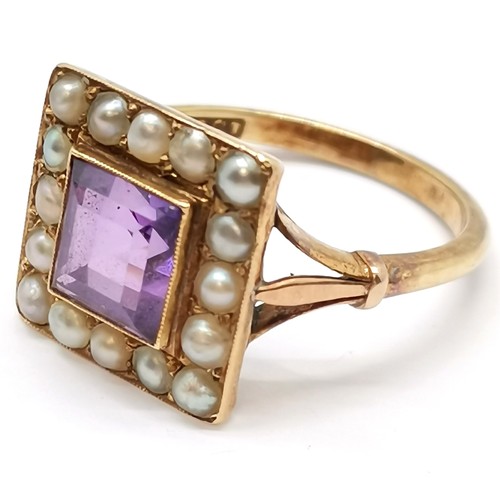 358 - Antique 18ct marked gold amethyst & seed pearl square design ring with split shoulders - size M½ & 4... 