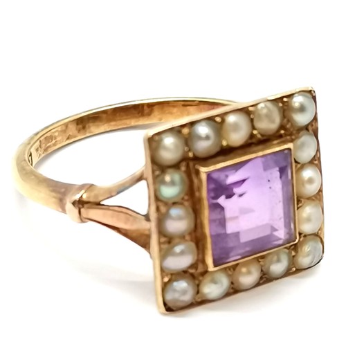 358 - Antique 18ct marked gold amethyst & seed pearl square design ring with split shoulders - size M½ & 4... 