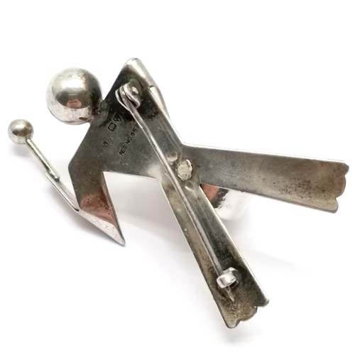 359 - Charles Horner 1948 Chester silver novelty drummer boy brooch - Regd 857611 - 5cm & 11g ~ note the d... 