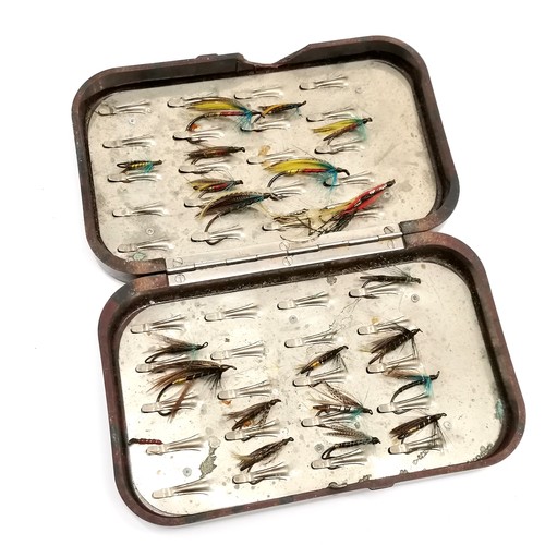 33 - Hardy Bros. bakelite fly box + flies (damage by clasp) t/w green bakelite Milwards fly box 'The flym... 