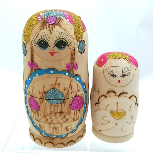 65 - Russian matryoshka vintage stacking dolls set (6) - 15cm high