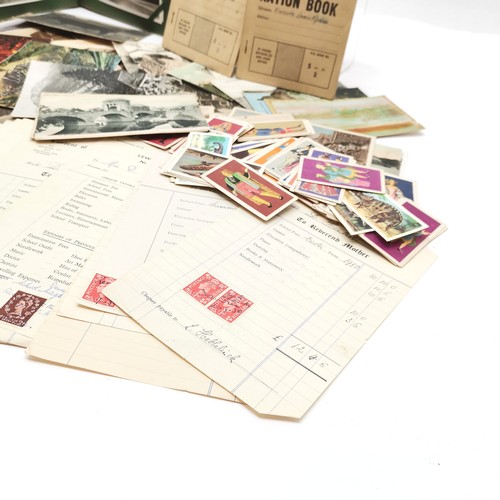 180 - Qty of mostly postcards (inc 1906 USA used leather) t/w part photo album, receipts & cigarette / tra... 