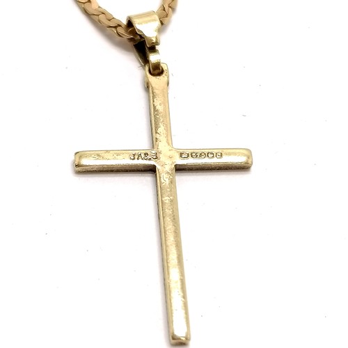 359 - 9ct hallmarked gold cross on 9ct gold 40cm chain - 3.9g