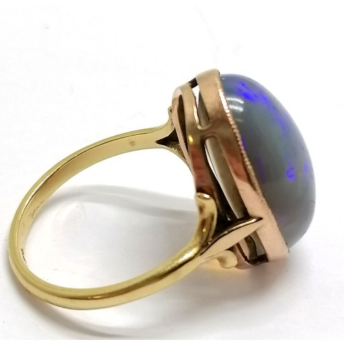 375 - 9ct marked gold cabochon opal stone set ring - size P½ & 4.8g total weight ~ stone has light surface... 