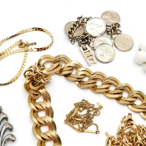 378 - Qty of Monet jewellery inc gold tone necklaces, earrings, dress clip, coin bracelet (a/f) etc