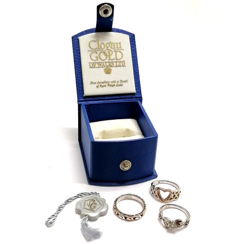 438 - 3 x Clogau silver / Welsh gold rings inc heart shaped, Cariad etc - sizes J-L t/w retail ring box & ... 