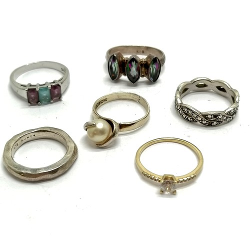 446 - 6 x silver rings inc Bjorg, stone set etc - total weight 21g