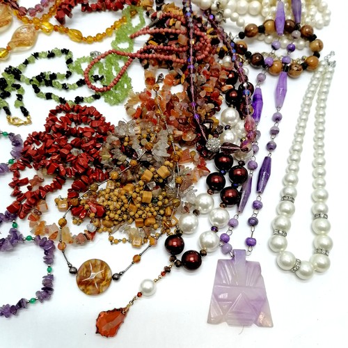 485 - Qty of mostly necklaces inc amethyst beads, hardstone beads, mock pearl etc - SOLD ON BEHALF OF THE ... 