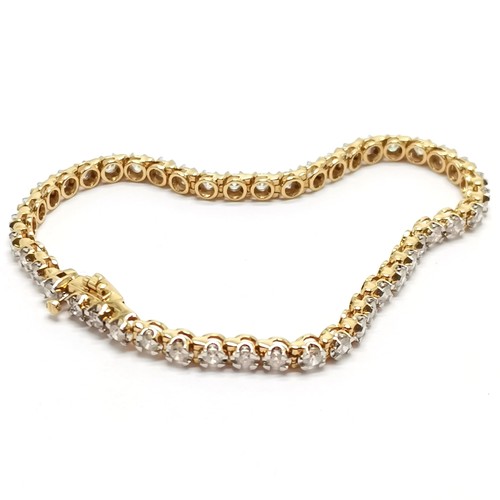 539 - 18ct marked gold tennis bracelet set with 46 diamonds - 18.5cm long & 14.5g total weight ~ with cert... 