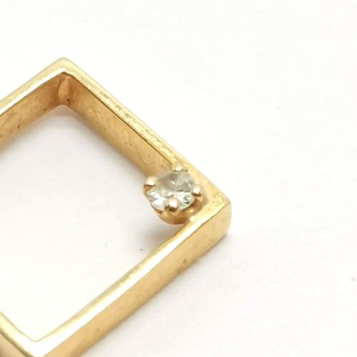 542 - 9ct hallmarked gold square design pendant set with a diamond on a 9ct hallmarked gold 38cm chain ~ t... 