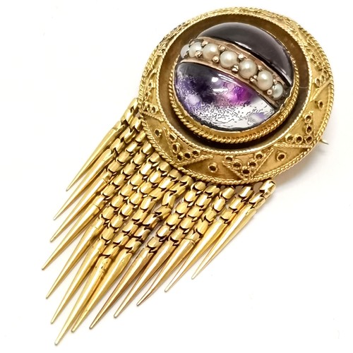 570 - Antique unmarked 15ct gold brooch set with cabochon foil backed rock crystal & seed pearl & etruscan... 