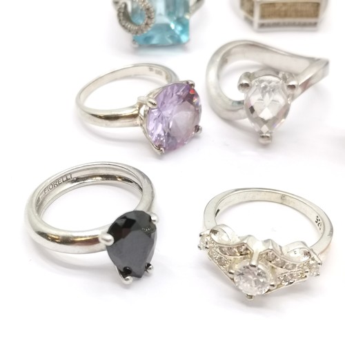 607 - 10 x silver rings inc Fiorelli, amethyst, multi stone set & large ring (size Z+1) etc - total weight... 