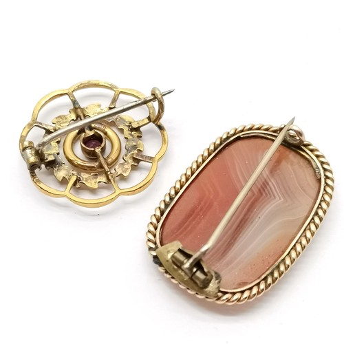 608 - 3 x antique brooches - 2 are unmarked gold set with nephrite (4.5cm with gold safety chain) & agate,... 