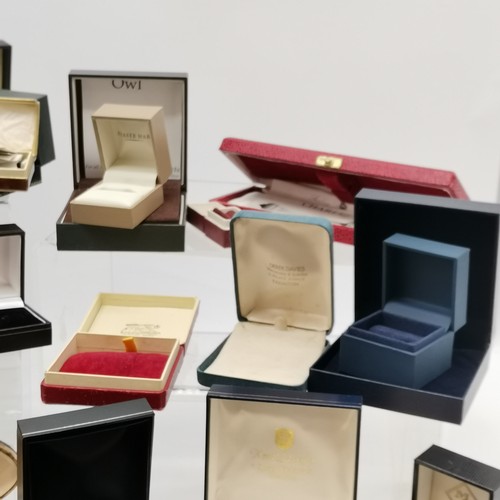 667 - Qty of used jewellery and watch boxes - some antique inc Rotary, Majex, Winegartens, ring boxes etc