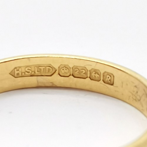 685 - 22ct hallmarked gold band ring - size N½ & 2.7g