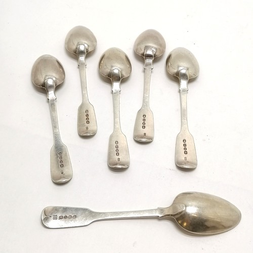 756 - 6 x silver spoons (5 x 1846 by Elizabeth Eaton and 1 x 1836 by Samuel Hayne & Dudley Cater) - 17.5cm... 