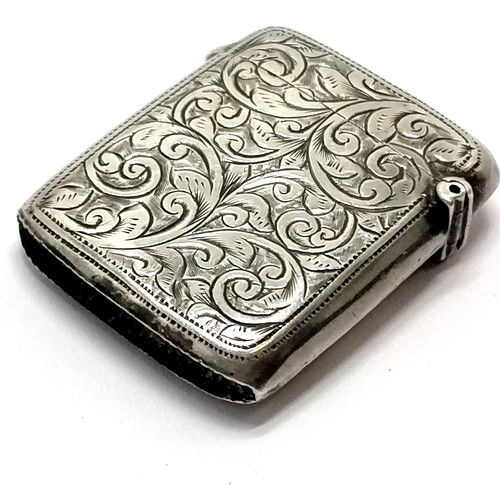 771 - 1899 silver vesta case with engraved decoration by S&A - 4cm x 3cm & 16.9g total weight ~ tiny dent ... 