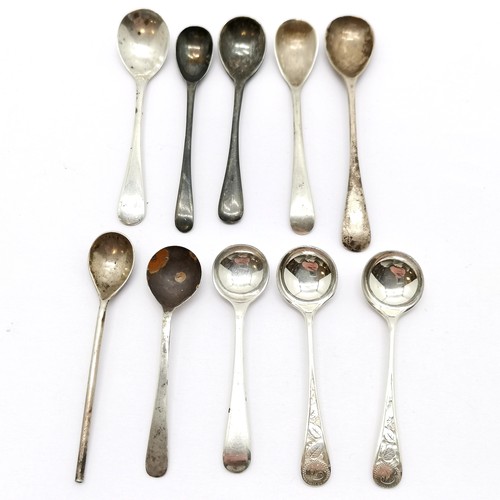 792 - 10 x silver hallmarked antique condiment spoons - 57g