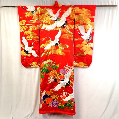 38 - Oriental interlined kimono / robe with crane and gold decoration - very large size (200cm long & 104... 