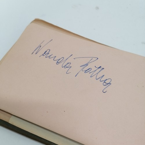 42 - Vintage Autograph book with many signatures inc Peter Cushing, David Lean, Martha Raye, Gertrude Law... 