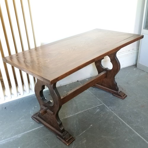 94 - Oak refectory style coffee table,90 cm length, 43 cm width, 50 cm height, used condition.