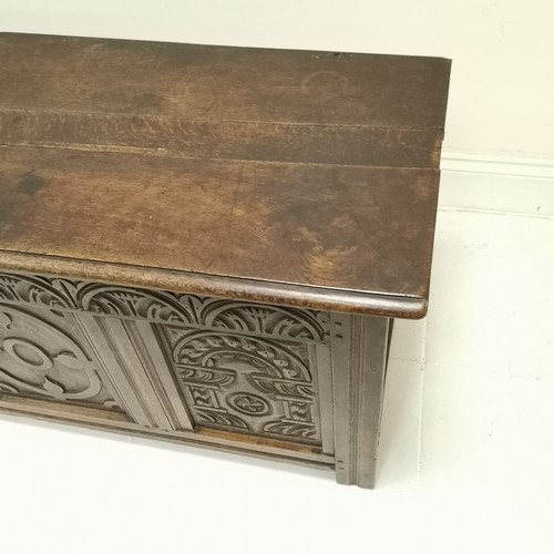 138 - 18th century oak coffer with carved frieze and 3 carved panels - 134cm wide x 54cm deep x 62cm high ... 