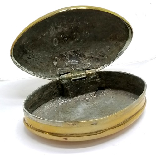 262 - 1893 Tynewydd mining brass pocket box belonging to Harry Thomas - 7cm & has obvious dents