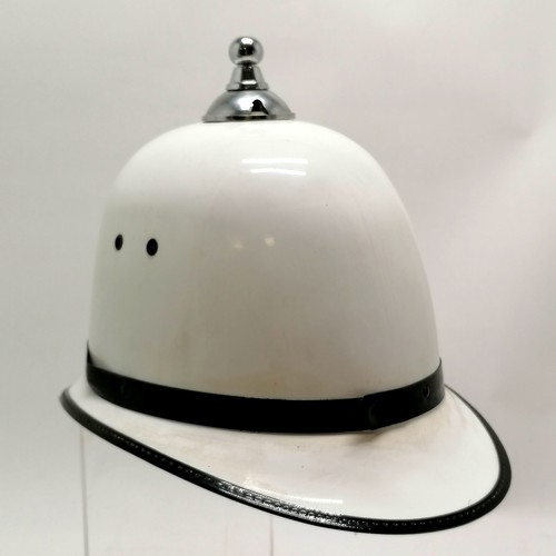 186 - Isle of Man police force white helmet with black & chrome details