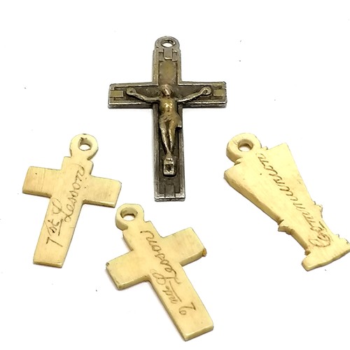 193 - Antique carved bone memento mori (2cm) t/w 3 x vegetable root votives & crucifix
