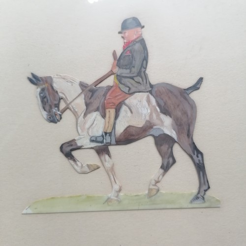206 - Vintage set of 8 x place mats with hand painted cut outs of hunting / equine interest - 20cm diamete... 